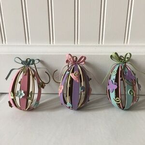 Set of 3 Metal Ribbon Easter Eggs